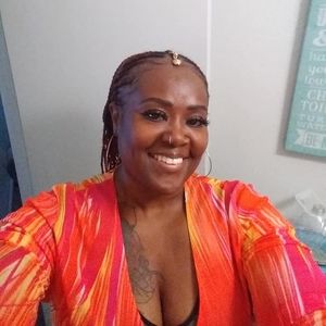 Meet your Posher, Denise